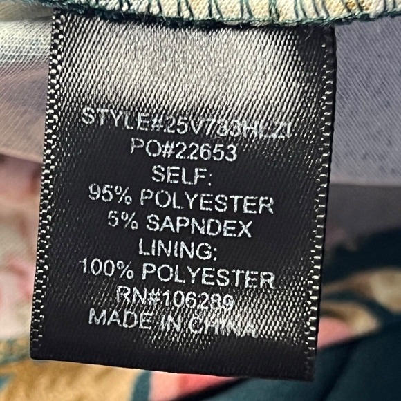 Trixxi Mini‎ Dress Size Medium Green Floral Tiered Scuba Cottagecore Square Neck - Picture 10 of 12